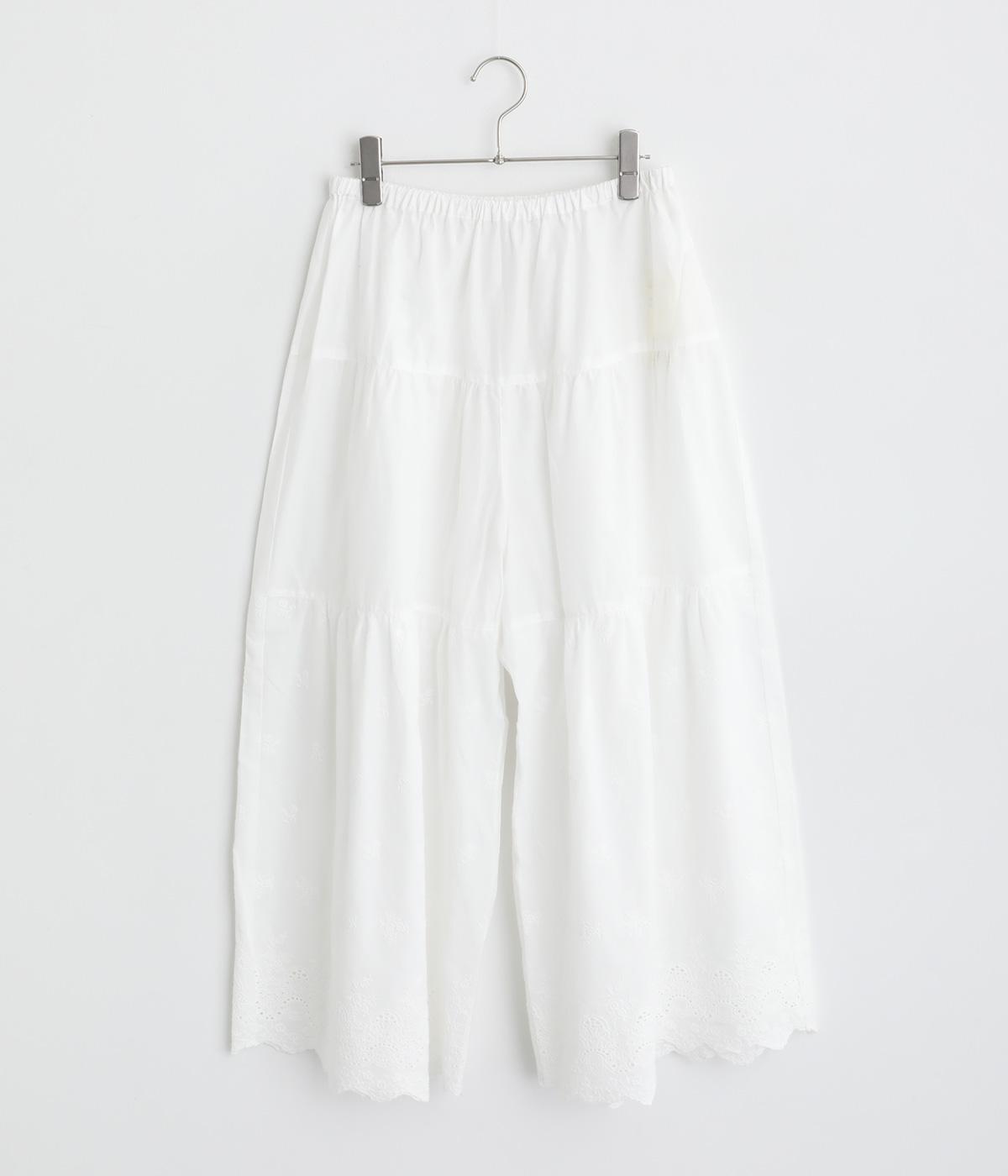 コットンスカラ刺繍ティアードぺチパンツ(オフホワイト-F)