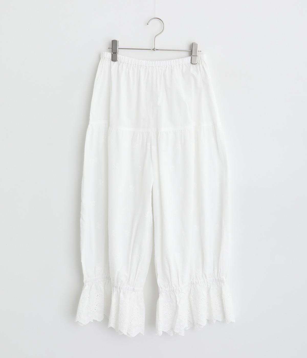 コットンスカラ刺繍裾ゴム入りぺチパンツ(オフホワイト-F)