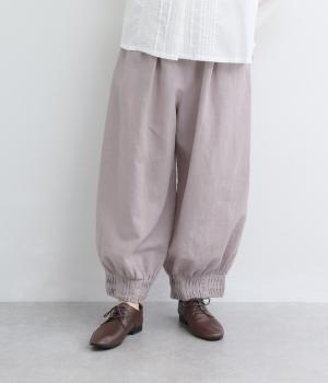 リネン平織り裾へリンボンタックパンツ