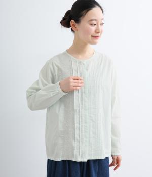 ローンオリエンタル刺繍ピンタックブラウス