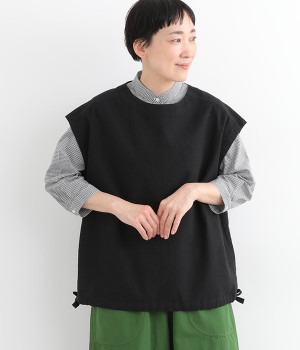 コットンリネンキャンバス裾ドロストスリーブレスプルオーバー(ブラック-ONESIZE)