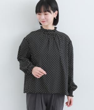 コットンブロードバック釦フリル襟ブラウス(袖口シャーリング)(ブラック×ホワイトドット-F)