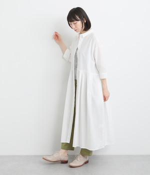 コットンタイプライターワッシャー比翼切替ギャザーワンピース(オフホワイト-ONESIZE)