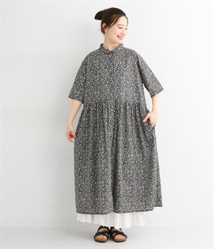 コットン総柄プリントウエスト切替ギャザー前開きワンピース(フラワープリント-ONESIZE)