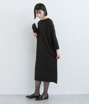 ドルマンワンピース(後ろファスナー開き)