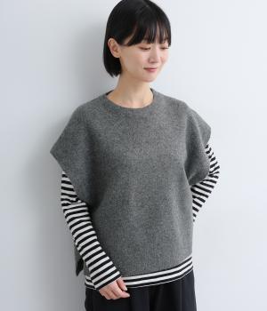 マシュマロヤーン 前後差ショート丈釦付きベスト(トップチャコール-F)