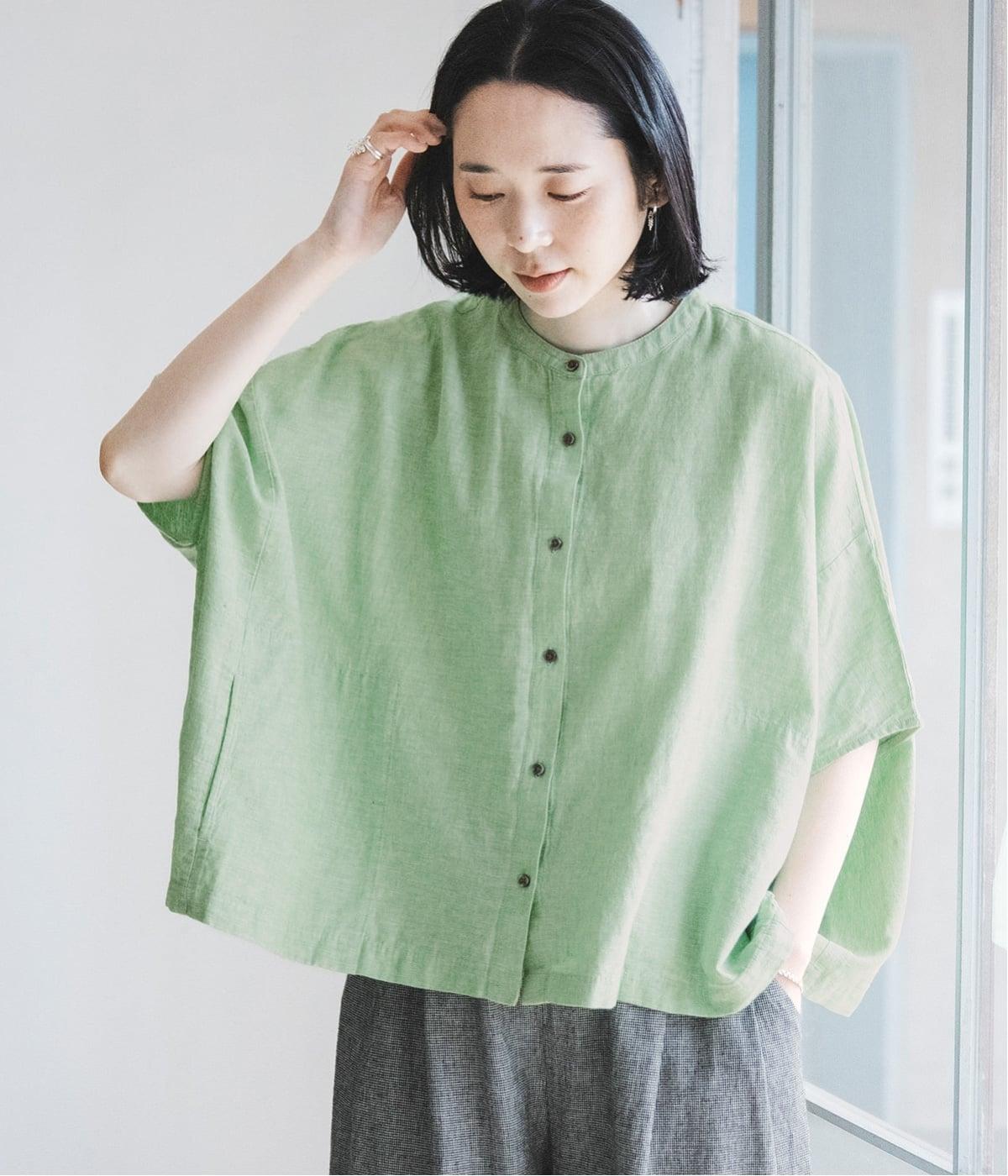 コットンリネン平織りシャンブレーBACKタックスクエアシャツ