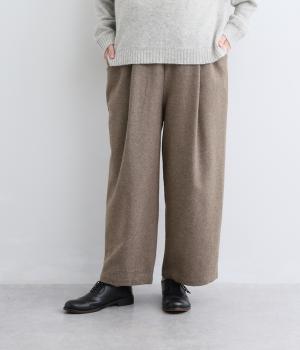 ワイドストレートパンツ（トップベージュ・F）