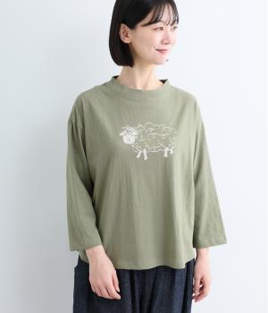 ラフィ天竺ラウンドヘムひつじ プリントT(7分袖)（オリーブ・F）