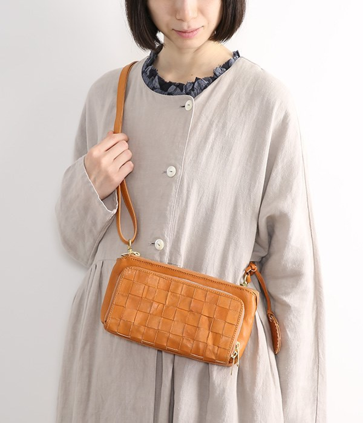 カウレザーメッシュお財布ショルダーバッグ(ブラウン-ONESIZE)