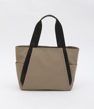 デュ―ロン×レザー　トートバッグ中