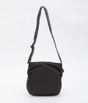 デュ―ロン×レザー　ショルダーバッグ(ブラック-F)