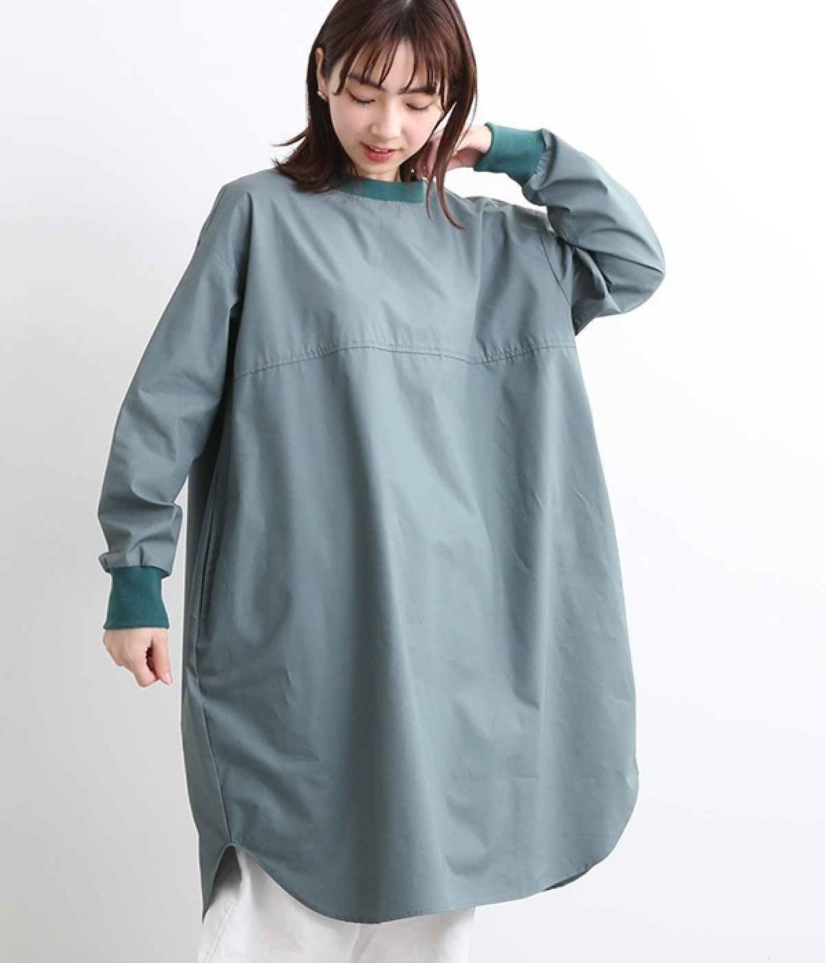 タイプライタークルーネックワンピース(アンティークグリーン-ONESIZE)