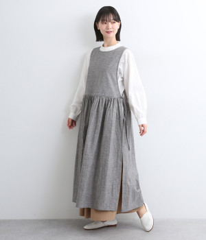 コットンリネンエプロンワンピース(シャンブレー-ONESIZE)