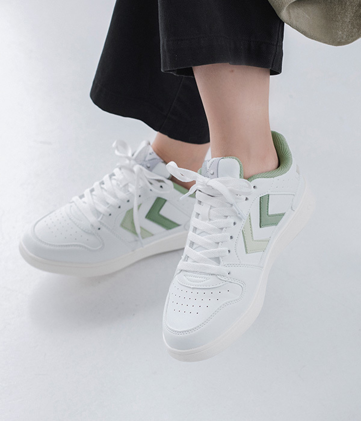ST. POWER PLAY WMNS(WHITE/SEAGRASS/BONE WHITE-23)