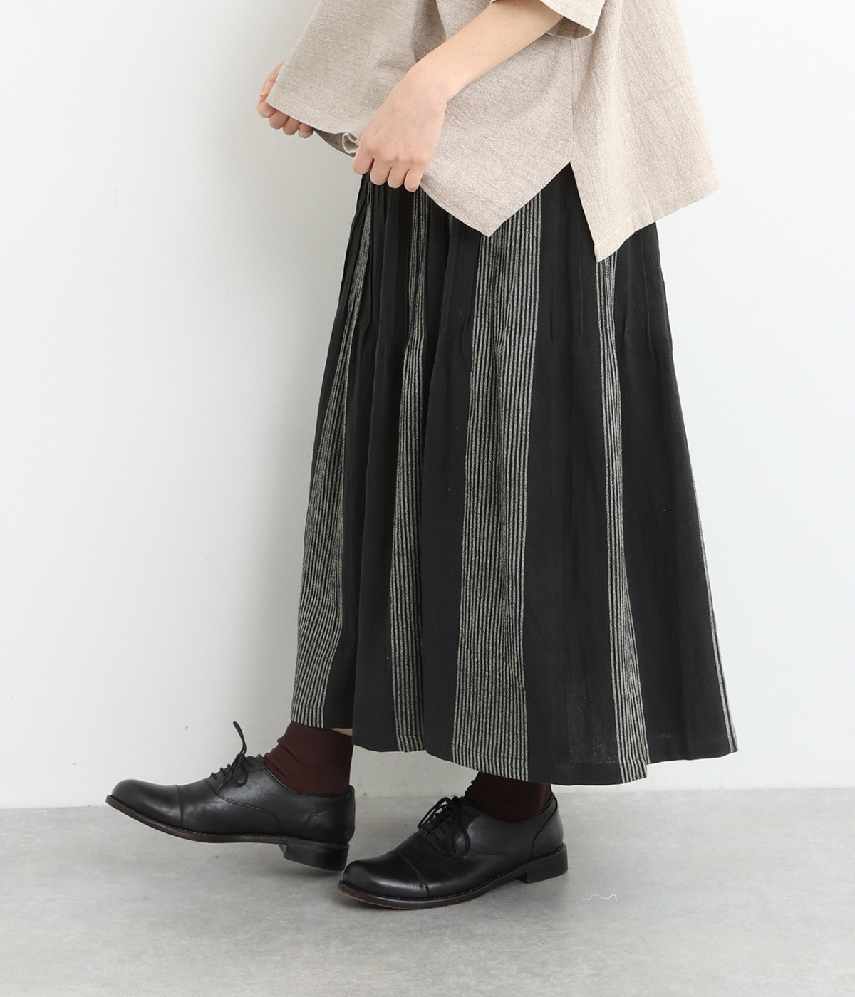 コットン手織ストライプピンタックスカート(ストライプブラック-ONESIZE)