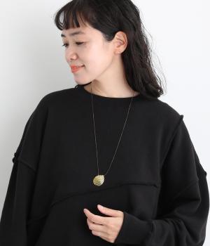真鍮ノゾキアナモチーフネックレス（ゴールド・F）