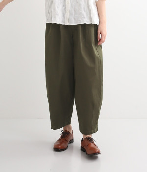 チノクロップドサーカスパンツ(カーキ-L)