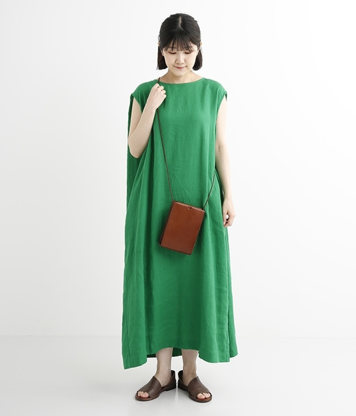 NUME　ハコ　ショルダー SMALL TRUMP(チョコ-ONESIZE)