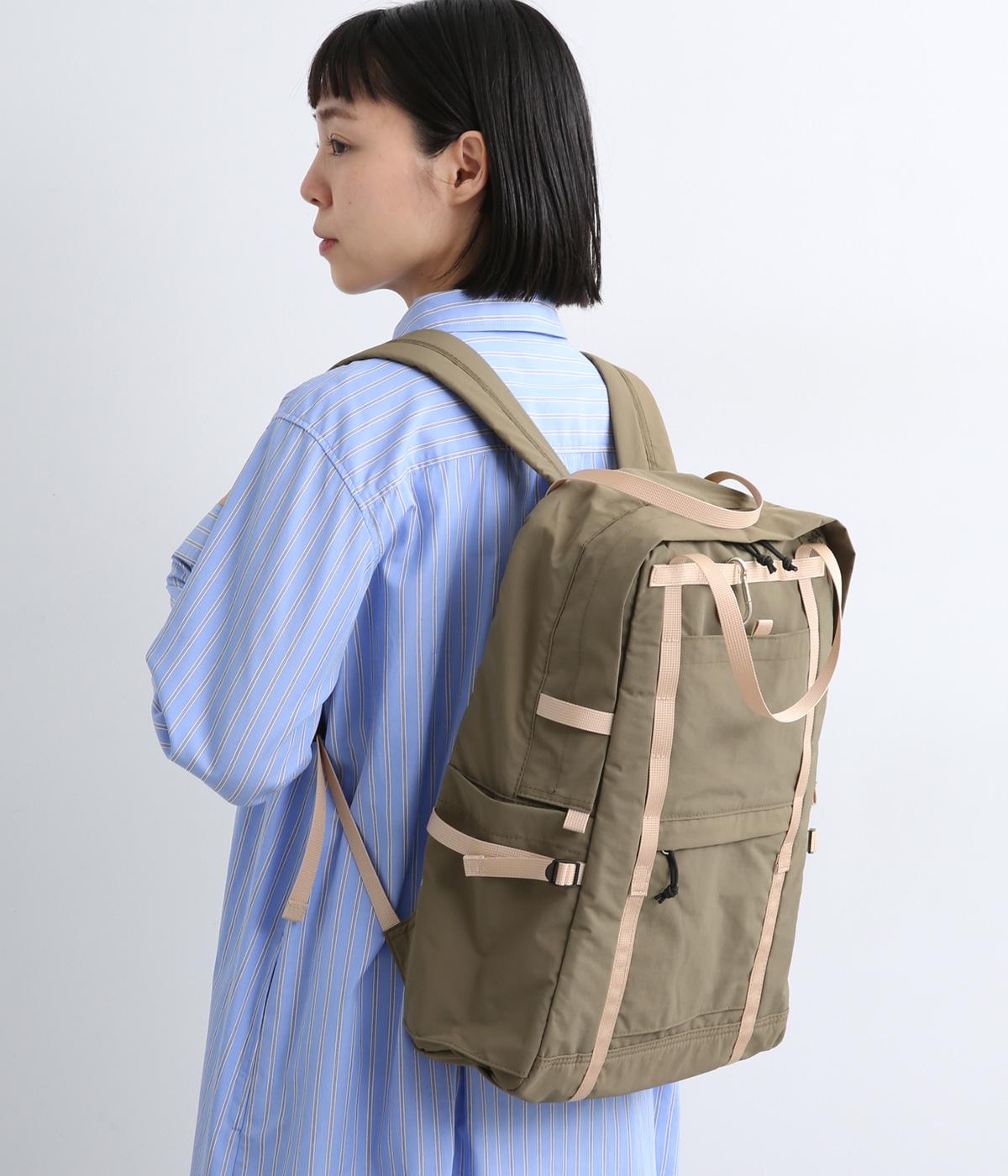 CONTRAST TAPE BACKPACK(カーキ/ベージュ-F)
