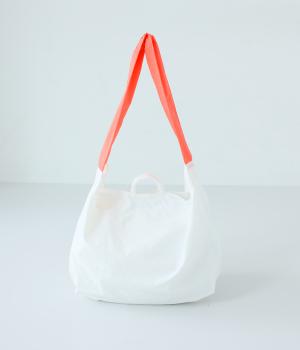 RIPBODY TOTE/E8145(アイボリー/ネオンレッド-F)
