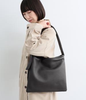 PUF　ワンハンドルトート　M（ブラック・F）