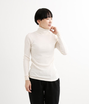 オーガニックコットンリブ　タートルネック（オフホワイト・ONESIZE）