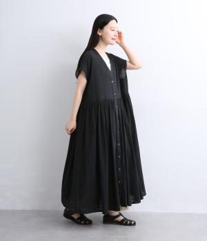 シアー刺繍ウエストギャザーワンピース(ブラック-F)