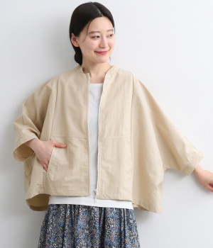 コットンナイロン撥水加工タイプライター超ワイドドルマンポンチョ(ベージュ-ONESIZE)