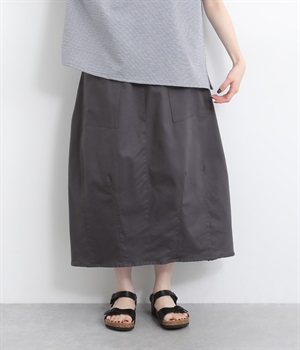 コンパクトツイルストレッチ裾ダーツスカート(チャコール-ONESIZE)