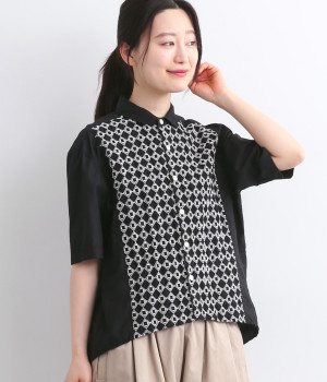 コットンブロード×レース切り替えシャツ(ブラック-ONESIZE)