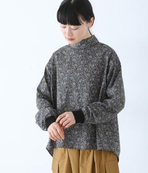 長袖ハイネックギャザープルオーバー