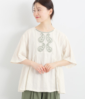 ペイズリー柄ラクノウ風刺繍ギャザーブラウス(ホワイト-ONESIZE)