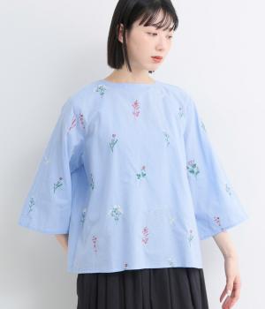 お花とトンボ刺繍コットンブラウス(ブルー-F)