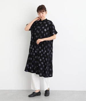 ドットエンボスコットンシャツワンピース(ブラック-ONESIZE)