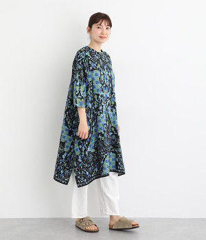 アンティークバティック・プリントワンピース(ブラック-ONESIZE)