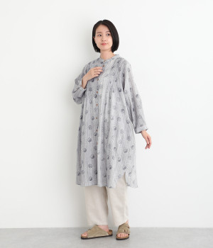 オーガニックコットン小さいnaname-tate dotプリントピンタック・ワンピース(チャコール-ONESIZE)