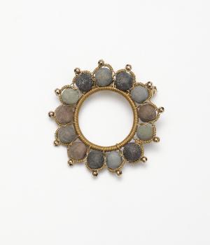 モノトーンラリーサークルブローチ(グレー-ONESIZE)