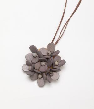 ハナブローチネックレス(パープル-ONESIZE)