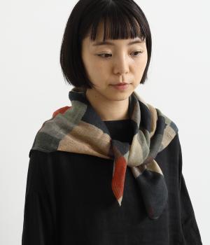 幾何学柄プリントスカーフ(ベージュ-ONESIZE)