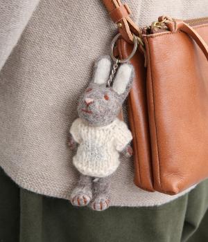 フェルトキーホルダーうさぎ(グレー-F)