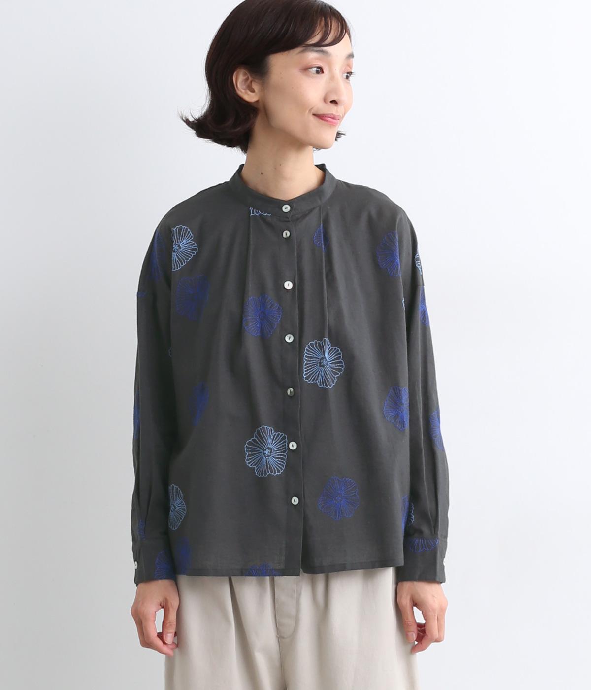 コットンリネン踊るお花たち刺繍シャツブラウス(ブラック-ONESIZE)