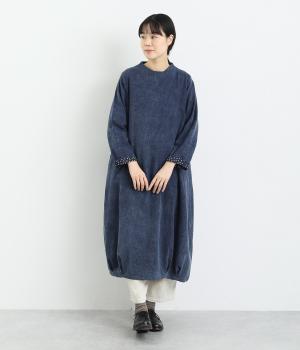 スラブストーンウォッシュ＆小さいポルカドットコクーンワンピース(インディゴ-F)