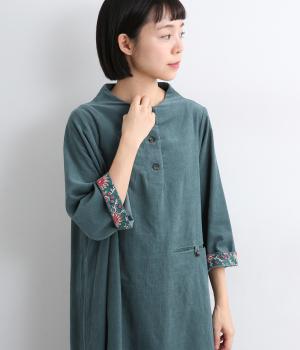 コーデュロイとお花ブロックプリントオフボトルネック・ワンピース(ブルー-F)