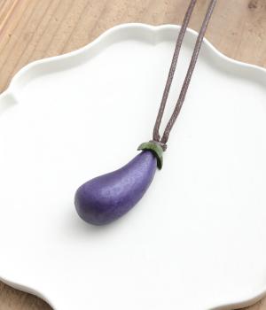 ウッドなすネックレス