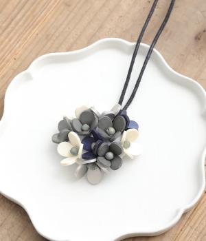 ウッドミックスフラワーネックレス(グレー-F)