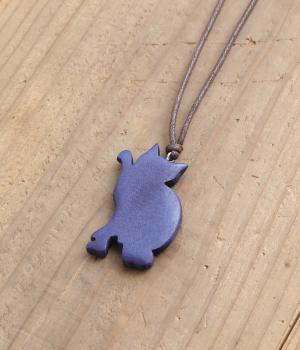 ウッドおねだり猫ネックレス(ネイビー-F)