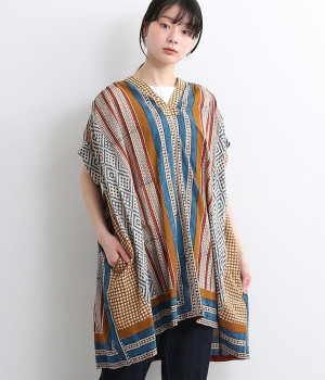 幾何プリントギャザープルオーバー(ブルー系/レッド系-ONESIZE)