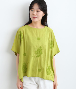 コットンボイルランダムラクノウ刺繍プルオーバー(グリーン-ONESIZE)