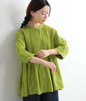 コットンピンタック×ラクノウ刺繍ブラウス(グリーン-ONESIZE)
